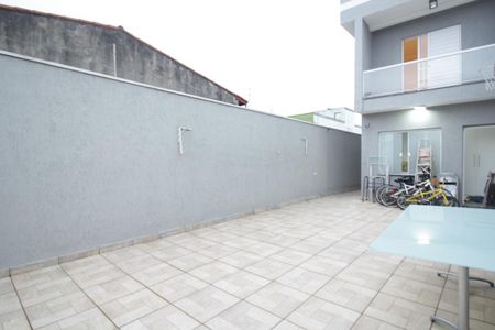 Casa à venda com 274m², 3 quartos e 6 vagas Casa à venda com 274m², 3 quartos e 6 vagasQuintal