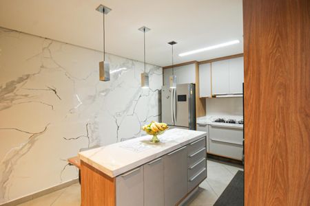 Casa à venda com 274m², 3 quartos e 6 vagas Casa à venda com 274m², 3 quartos e 6 vagasCozinha