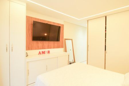 Casa à venda com 274m², 3 quartos e 6 vagas Casa à venda com 274m², 3 quartos e 6 vagasSuíte 1