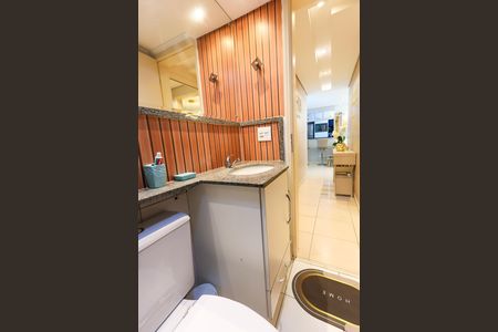 Apartamento à venda com 72m², 3 quartos e 2 vagas Apartamento à venda com 72m², 3 quartos e 2 vagasBanheiro