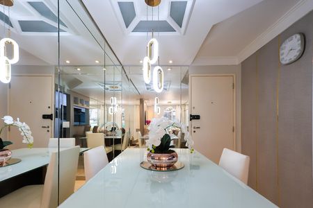 Apartamento à venda com 72m², 3 quartos e 2 vagas Apartamento à venda com 72m², 3 quartos e 2 vagasSala