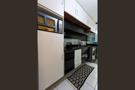Apartamento à venda com 72m², 3 quartos e 2 vagas Apartamento à venda com 72m², 3 quartos e 2 vagascozinha