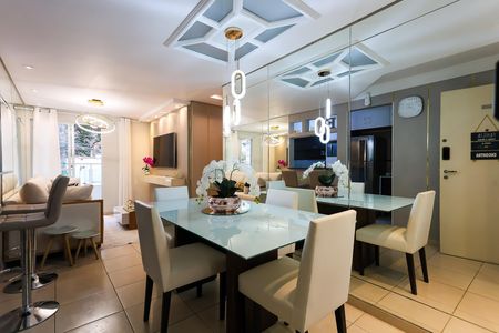 Apartamento à venda com 72m², 3 quartos e 2 vagas Apartamento à venda com 72m², 3 quartos e 2 vagasSala