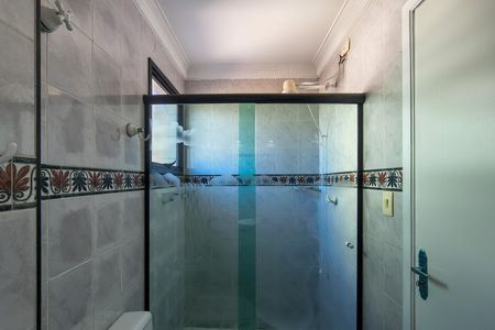 Apartamento para alugar com 85m², 2 quartos e 1 vaga Apartamento para alugar com 85m², 2 quartos e 1 vagaBanheiro da Suíte