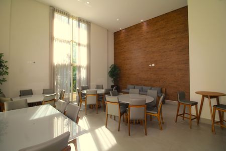 Apartamento à venda com 66m², 2 quartos e 1 vagaÁrea Comum