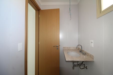Apartamento à venda com 66m², 2 quartos e 1 vagaBanheiro 2