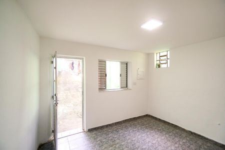 Sala de casa de condomínio para alugar com 1 quarto, 45m² em Cidade Mãe do Céu, São Paulo