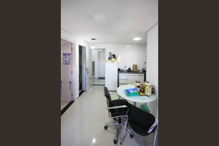Sala de apartamento para alugar com 2 quartos, 35m² em Fazenda da Juta, São Paulo