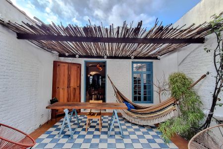 Casa para alugar com 70m², 1 quarto e sem vagaÁrea externa
