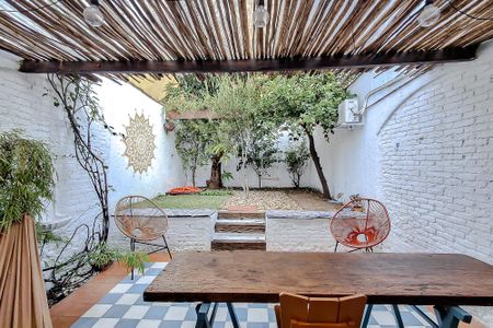 Casa para alugar com 70m², 1 quarto e sem vagaÁrea externa