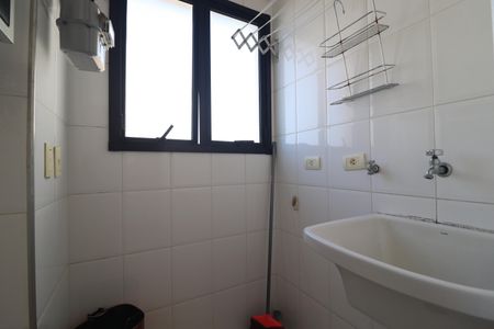 Apartamento para alugar com 55m², 2 quartos e 1 vagaÁrea de Serviço