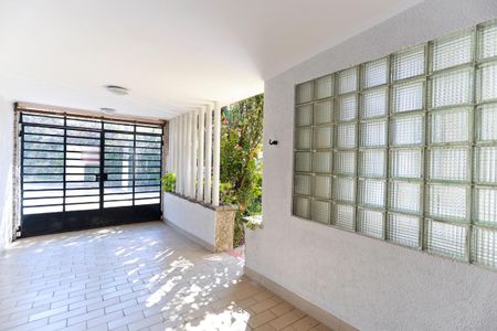 Garagem de casa à venda com 4 quartos, 193m² em Jardim Sao Paulo(zona Norte), São Paulo