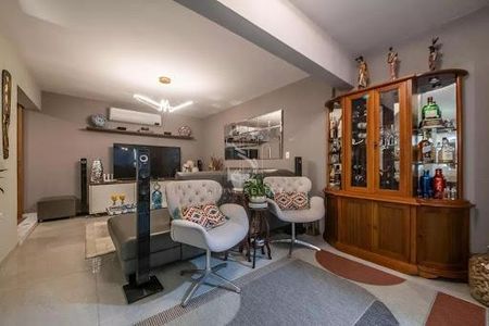 Apartamento à venda com 4 quartos, 180m² em Vila Gumercindo, São Paulo