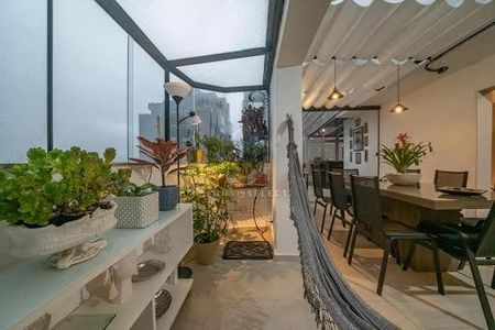 Apartamento à venda com 180m², 4 quartos e 4 vagas