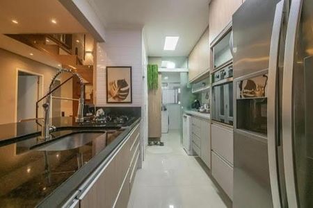 Apartamento à venda com 180m², 4 quartos e 4 vagas