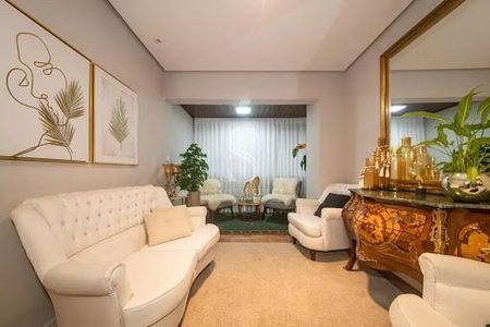 Apartamento à venda com 4 quartos, 180m² em Vila Gumercindo, São Paulo