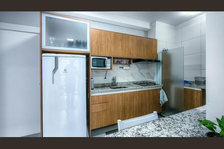 Apartamento para alugar com 38m², 2 quartos e 1 vaga Apartamento para alugar com 38m², 2 quartos e 1 vagaCozinha e Área de Serviço