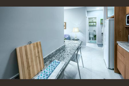Apartamento para alugar com 38m², 2 quartos e 1 vaga Apartamento para alugar com 38m², 2 quartos e 1 vagaCozinha e Área de Serviço