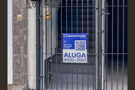 Casa para alugar com 78m², 2 quartos e sem vaga Casa para alugar com 78m², 2 quartos e sem vagaPlaca Instalada na Fachada