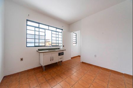 Casa para alugar com 78m², 2 quartos e sem vaga Casa para alugar com 78m², 2 quartos e sem vagaCozinha