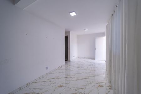 Apartamento para alugar com 98m², 4 quartos e 2 vagasSala