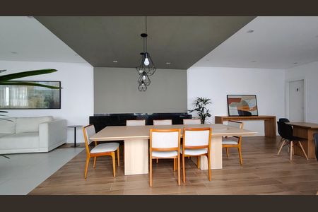 Apartamento para alugar com 39m², 2 quartos e sem vaga