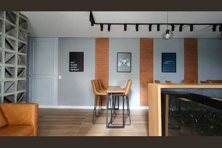 Apartamento para alugar com 39m², 2 quartos e sem vaga
