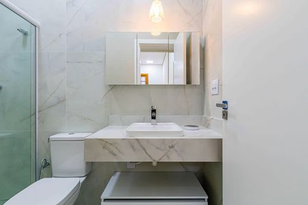Casa de condomínio para alugar com 94m², 2 quartos e 1 vagaBanheiro da Suíte