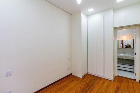 Casa de condomínio para alugar com 94m², 2 quartos e 1 vagaSuíte