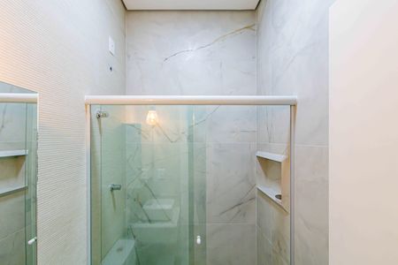 Casa de condomínio para alugar com 94m², 2 quartos e 1 vagaBanheiro social