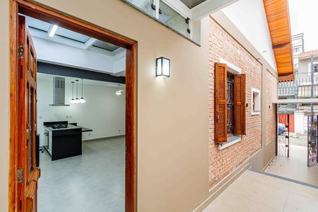 Casa de condomínio para alugar com 94m², 2 quartos e 1 vagaCorredor lateral