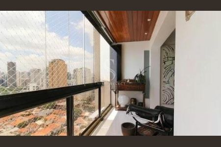 Apartamento à venda com 156m², 3 quartos e 2 vagas