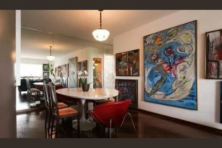Apartamento à venda com 156m², 3 quartos e 2 vagas