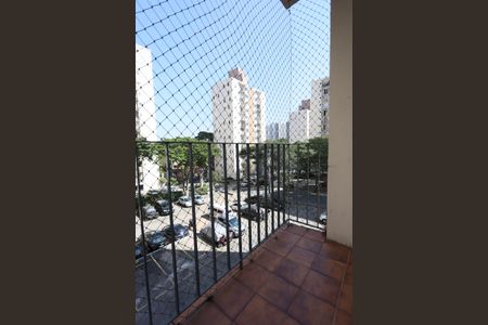 sacada de apartamento para alugar com 2 quartos, 54m² em Jardim Umarizal, São Paulo