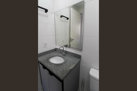 Banheiro do Quarto 1 de apartamento para alugar com 1 quarto, 25m² em Butantã, São Paulo