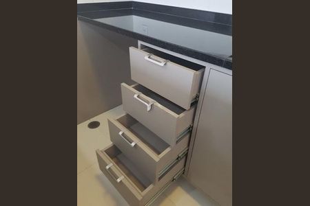 Apartamento à venda com 1 quarto, 55m² em Santo Amaro, São Paulo