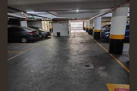 Apartamento à venda com 78m², 2 quartos e 1 vaga