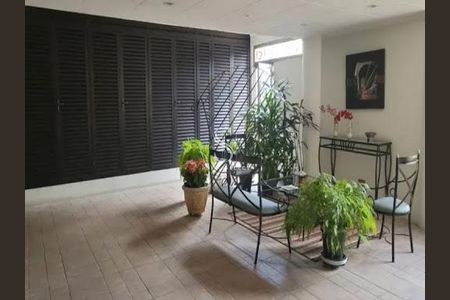 Apartamento à venda com 87m², 2 quartos e 1 vaga