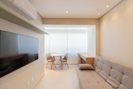 Apartamento para alugar com 32m², 1 quarto e 1 vaga Apartamento para alugar com 32m², 1 quarto e 1 vagaSala