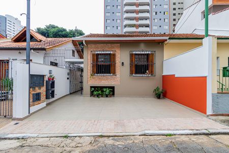Casa de condomínio para alugar com 92m², 1 quarto e 1 vaga Casa de condomínio para alugar com 92m², 1 quarto e 1 vagaFachada