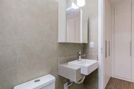 Casa de condomínio para alugar com 92m², 1 quarto e 1 vaga Casa de condomínio para alugar com 92m², 1 quarto e 1 vagaSuite - Banheiro