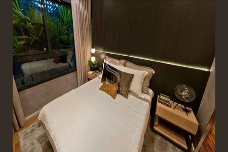 Apartamento à venda com 4 quartos, 205m² em Vila Cordeiro, São Paulo