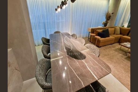 Apartamento à venda com 205m², 4 quartos e 2 vagas