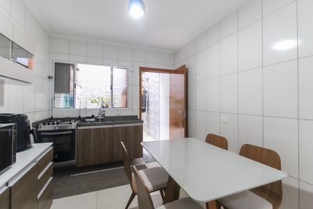 Casa à venda com 78m², 2 quartos e 2 vagas Casa à venda com 78m², 2 quartos e 2 vagasCozinha