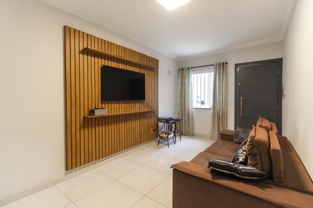 Casa à venda com 78m², 2 quartos e 2 vagas Casa à venda com 78m², 2 quartos e 2 vagasSala