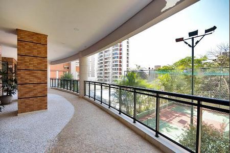Apartamento à venda com 195m², 4 quartos e 4 vagas