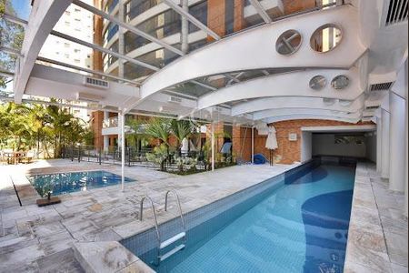 Apartamento à venda com 195m², 4 quartos e 4 vagas