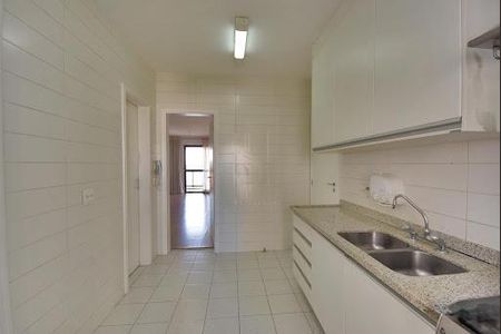 Apartamento à venda com 195m², 4 quartos e 4 vagas