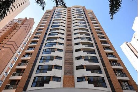 Apartamento à venda com 195m², 4 quartos e 4 vagas