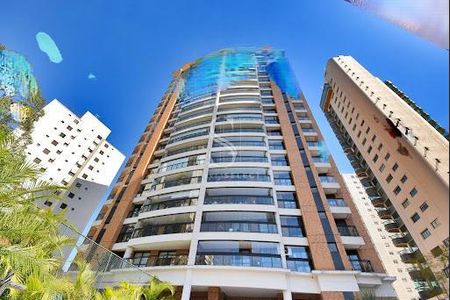 Apartamento à venda com 195m², 4 quartos e 4 vagas